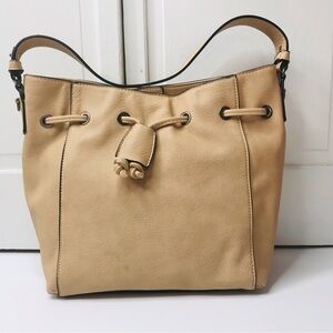 MODERN LUXURI Beige Handbag❗️PRICE IS FIRM❗️